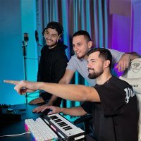 Постер песни Keneli & Zhiro, PHURS, FURSOV - Злодейка