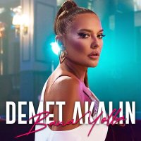 Постер песни Demet Akalın - Bana Yolla