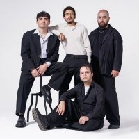 Постер песни Mavi Gri - Kaderim Küs Bana