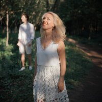 Постер песни Наталья Лесникова - Солнечная